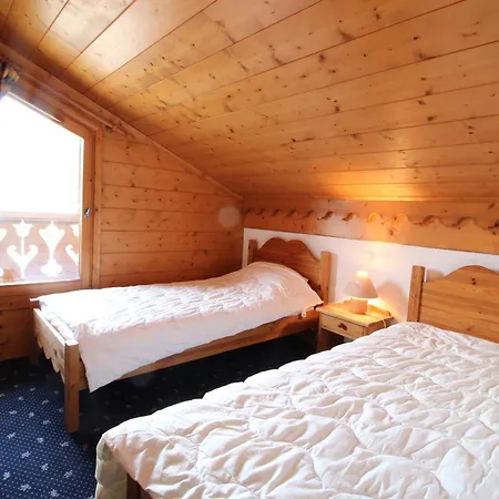 Apartment 4 Pieces + Mezzanine, 8 Pers, Wifi, Parking, Proche Spa, Arret Ski-bus - Fr-1-572-112 Les Carroz d'Araches