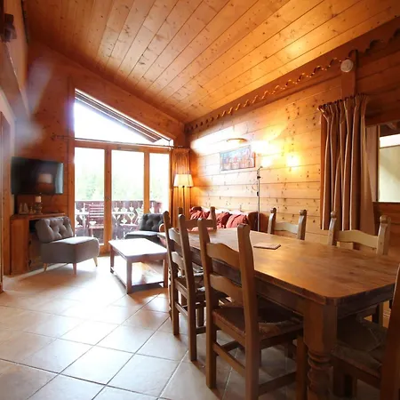 Apartment 4 Pieces + Mezzanine, 8 Pers, Wifi, Parking, Proche Spa, Arret Ski-bus - Fr-1-572-112 Les Carroz d'Araches